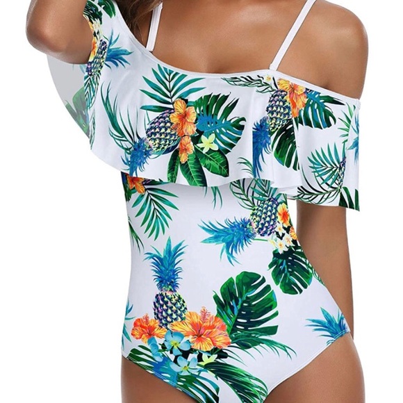 Ruffle Off Shoulder Swimsuit Floral Print - Picture 2 of 8